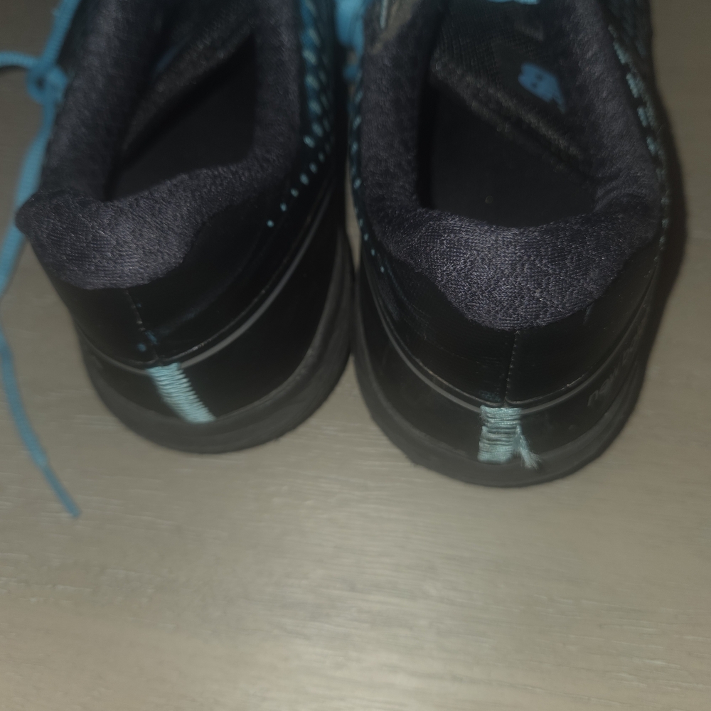 Size 8.5 - New Balance 796v2 2E Wide Virtual Sky - Picture 3 of 7